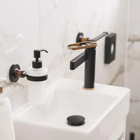 Tria Quercus With Rooftop Pool *