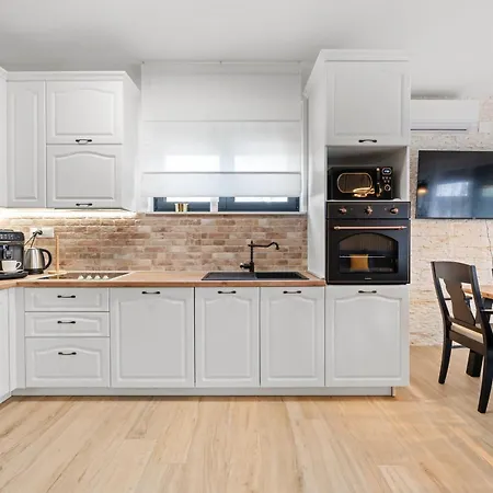 Tria Quercus With Rooftop Pool * Vodice