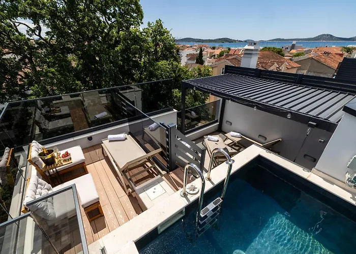 Tria Quercus With Rooftop Pool ヴィラ ヴォディツェ